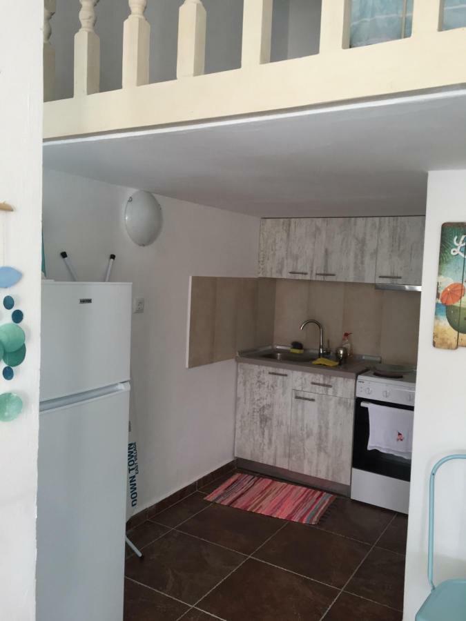 Maria Apartments Неа-Карвали Экстерьер фото